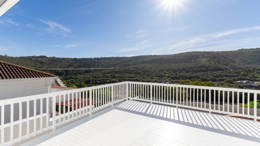3 Bedroom Property for Sale in Hersham Western Cape